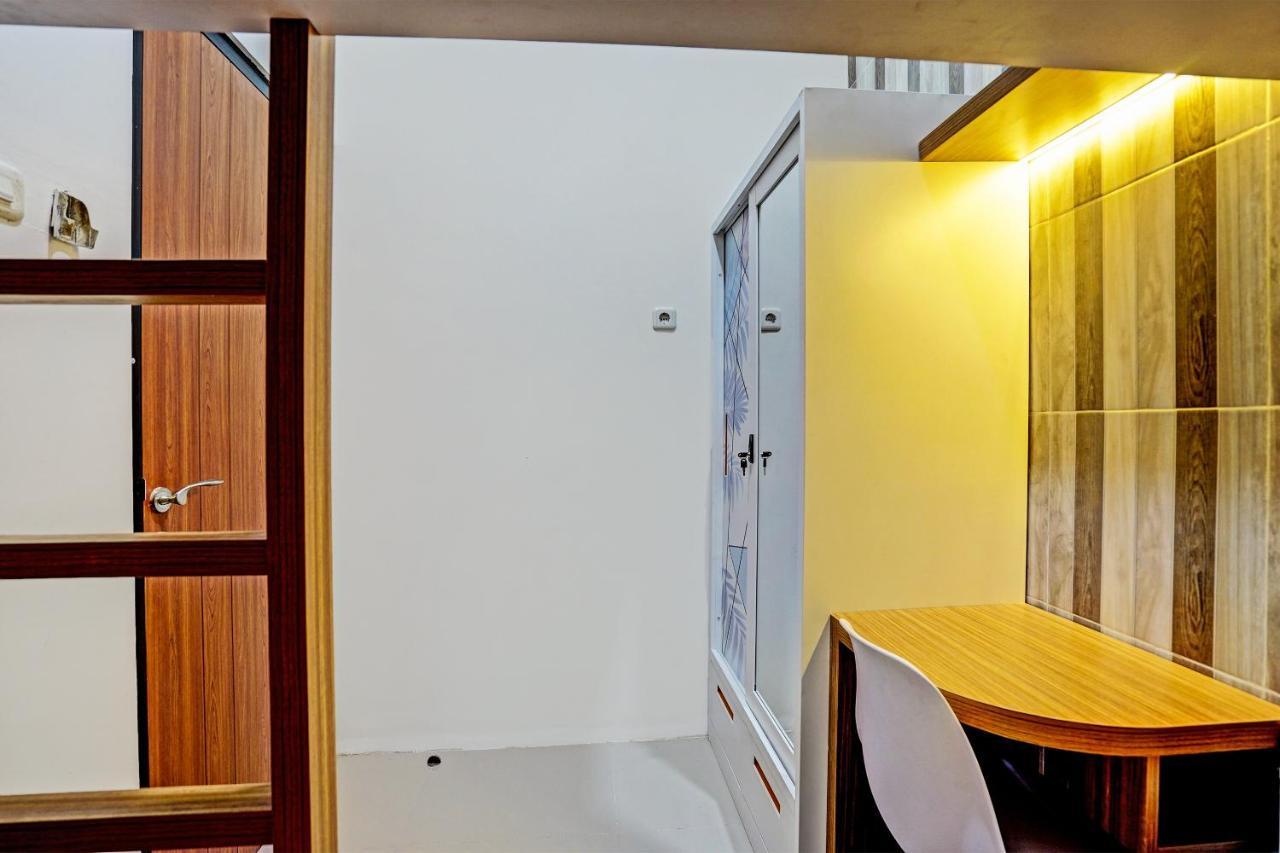 Oyo 92435 Sunlo Cozy Home Family Homestay Syariah Surabaya Ngoại thất bức ảnh