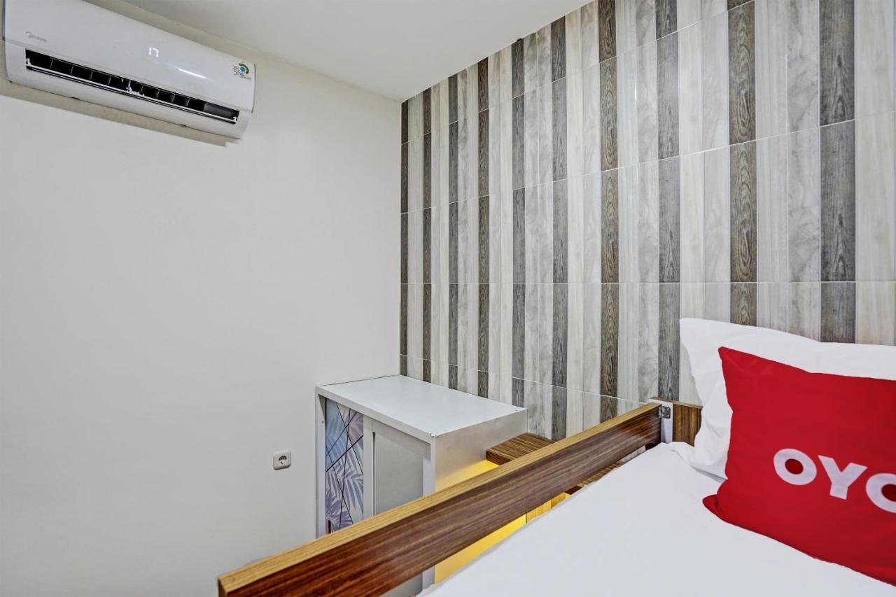 Oyo 92435 Sunlo Cozy Home Family Homestay Syariah Surabaya Ngoại thất bức ảnh