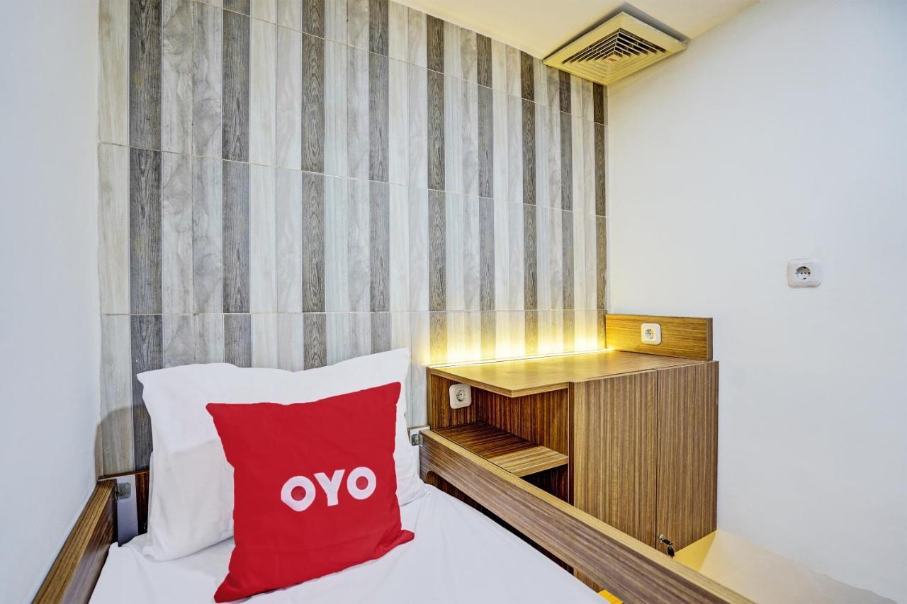Oyo 92435 Sunlo Cozy Home Family Homestay Syariah Surabaya Ngoại thất bức ảnh