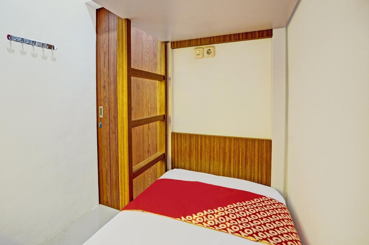 Oyo 92435 Sunlo Cozy Home Family Homestay Syariah Surabaya Ngoại thất bức ảnh
