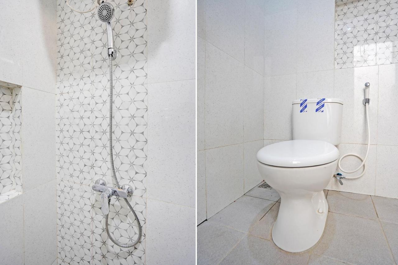 Oyo 92435 Sunlo Cozy Home Family Homestay Syariah Surabaya Ngoại thất bức ảnh