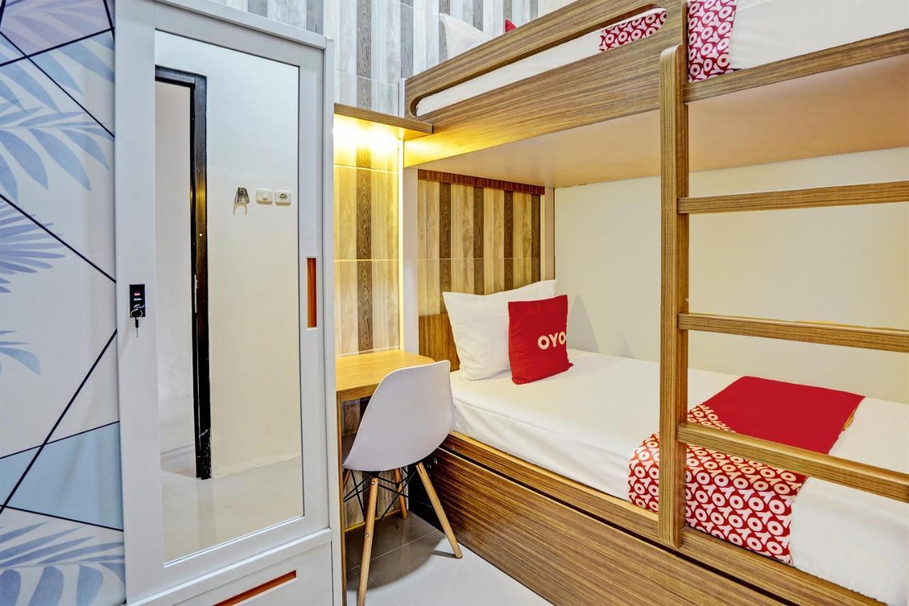 Oyo 92435 Sunlo Cozy Home Family Homestay Syariah Surabaya Ngoại thất bức ảnh