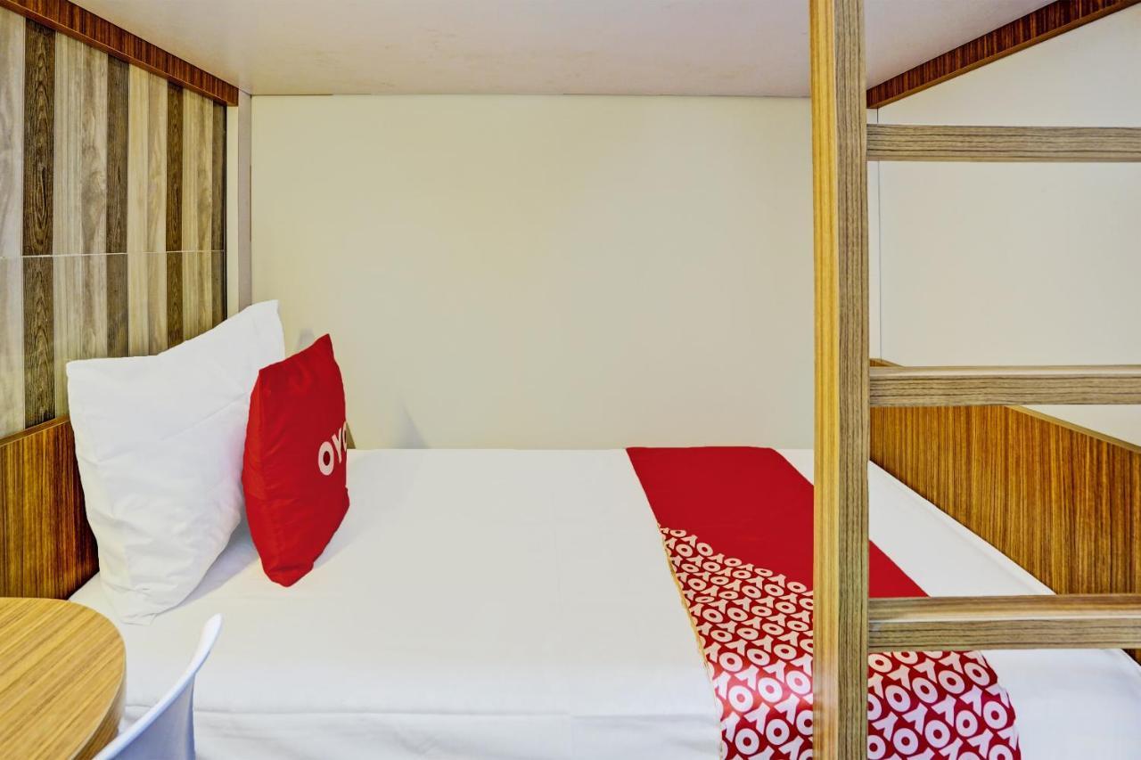 Oyo 92435 Sunlo Cozy Home Family Homestay Syariah Surabaya Ngoại thất bức ảnh